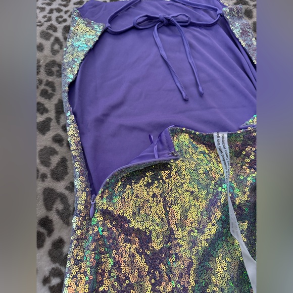 Nasty Gal Ruffle Hem Sequin Cami Mini Dress in Purple Size 2 - Picture 12 of 17